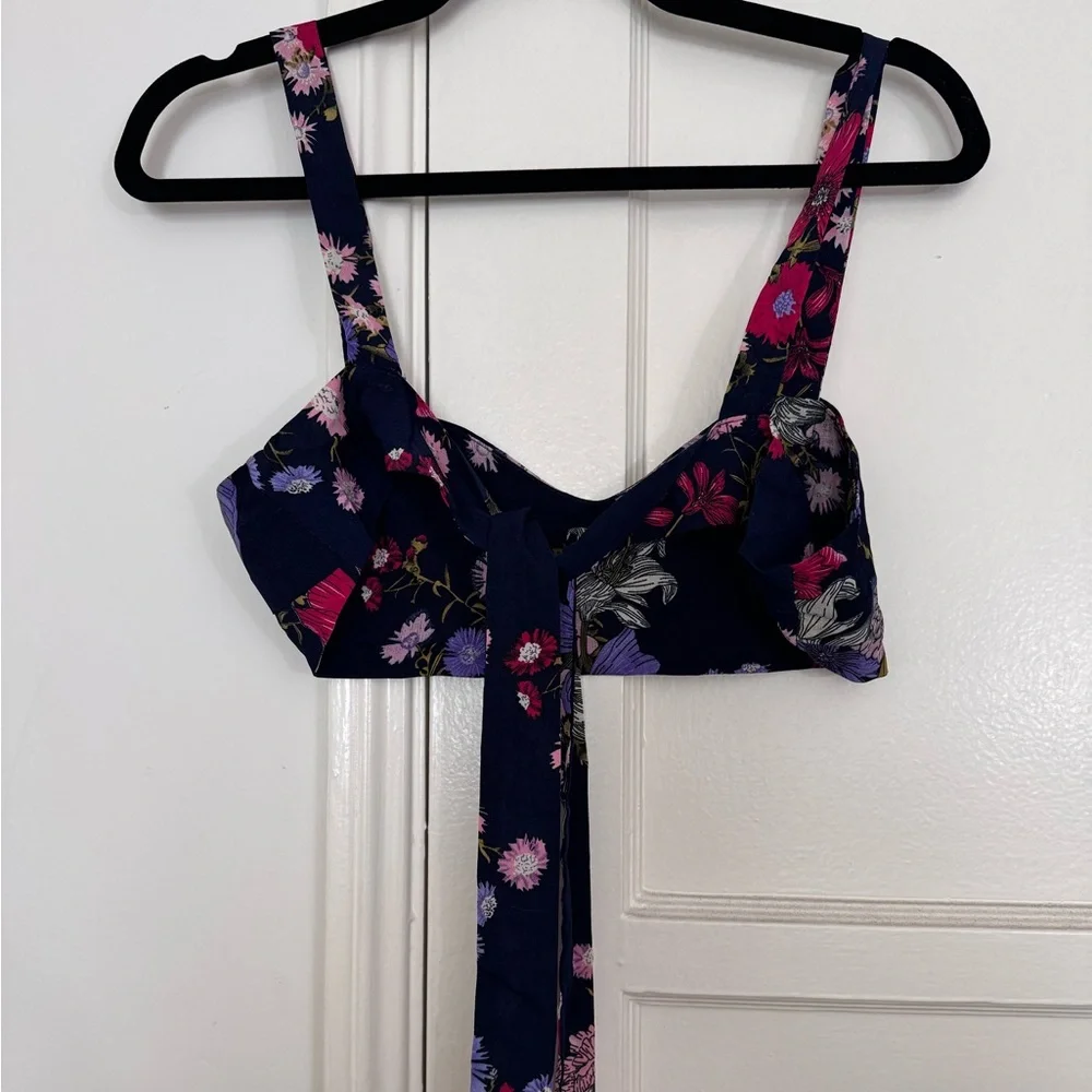 Floral two piece crop top and pant set - Picture 4 of 6
